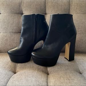 Gioan Roca leather Platforms